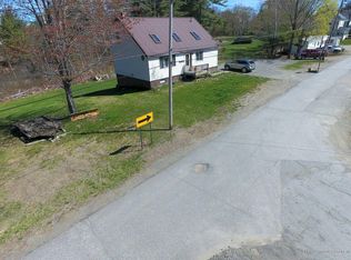 15 Maple St, Milo, ME 04463
