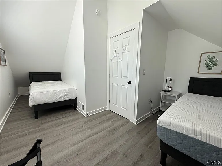 412 Court St #2 — Photo 11