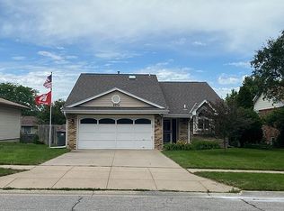 2212 Independence Dr, Lincoln, NE 68521