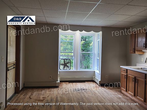 Efficiency Unit - small with all utilities included. Internet at tenant's expense.