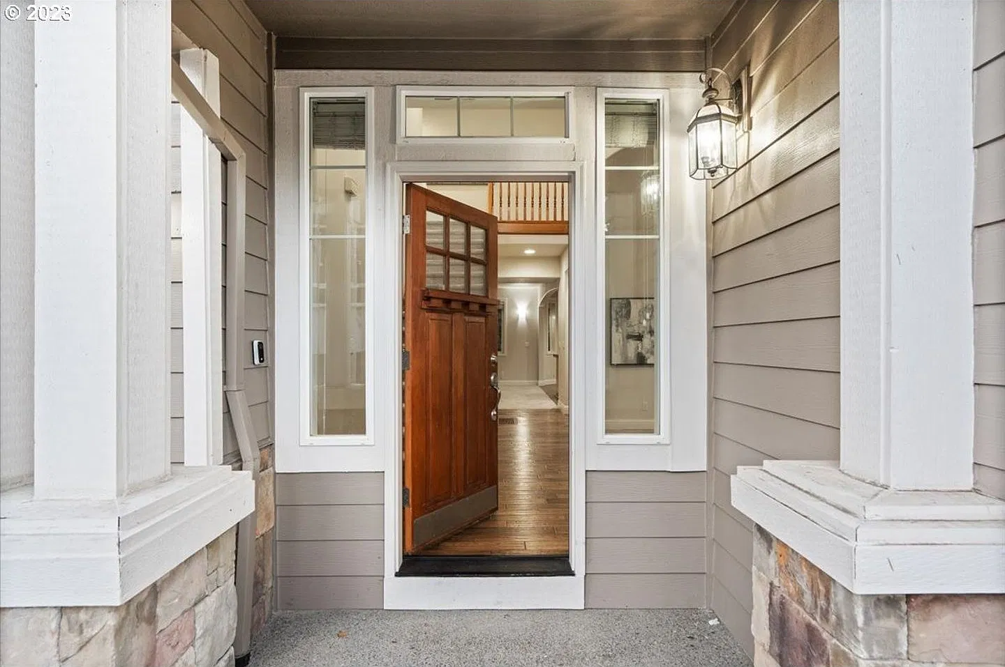 Beautiful 4 bedroom, 3 bath with an Office & a loft South Bull-Mountain! Back deck, Low-maintenan... — Photo 4