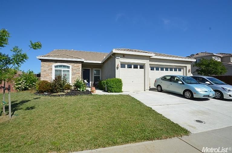 2nd image of 443 Sparrow Dr