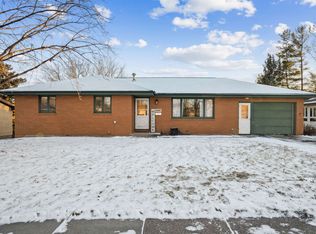 1850 Carter Rd, Dubuque, IA 52001