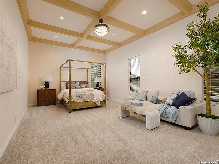625 Paseo Canada St — Photo 16