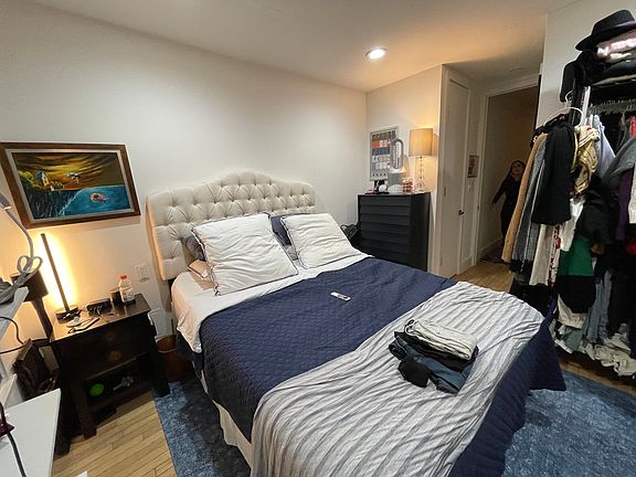 5th image of 184 8th Ave APT 5N