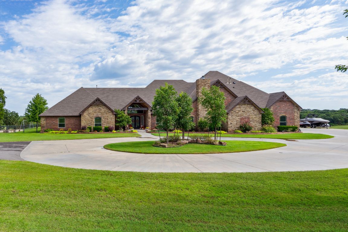 10150 E Post Oak Rd_001.jpg