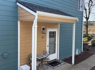 8418 26th Ave SW APT A, Seattle, WA