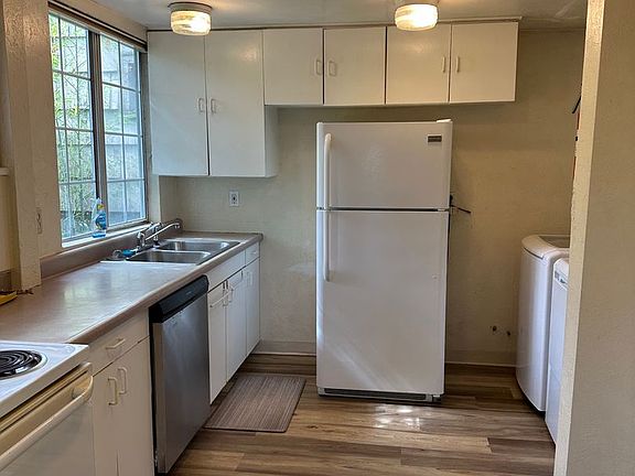 4th image of 6247 35th Ave NE