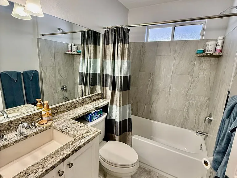 389 E 500 S — Photo 22