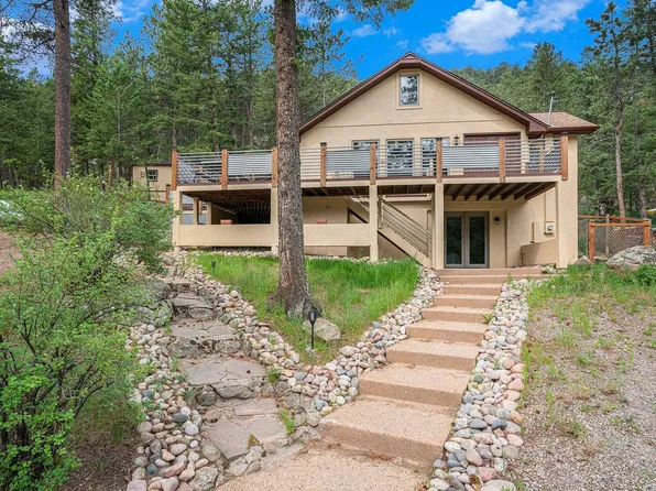 355 Cedar Dr, Lyons, CO 80540