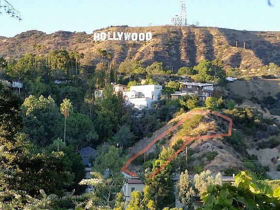 2nd image of 3662 Barham Blvd