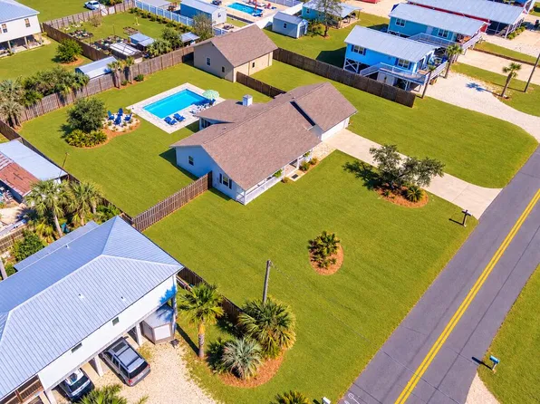 229 Balboa St, Port Saint Joe, FL 32456