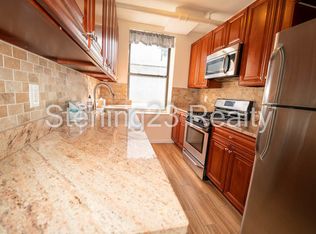 24-59 27th St #1A, Astoria, NY 11102