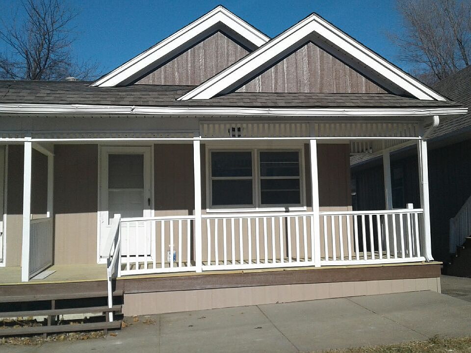 1st image of 718 Kiowa St