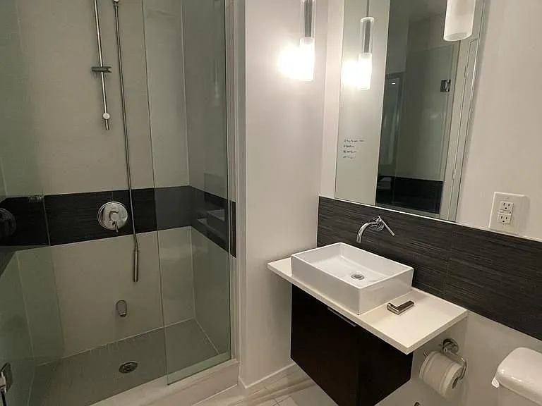8 Charlotte St #302 — Photo 9