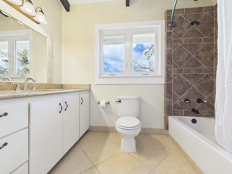 15 Betsys Jewel Ave #A — Photo 16