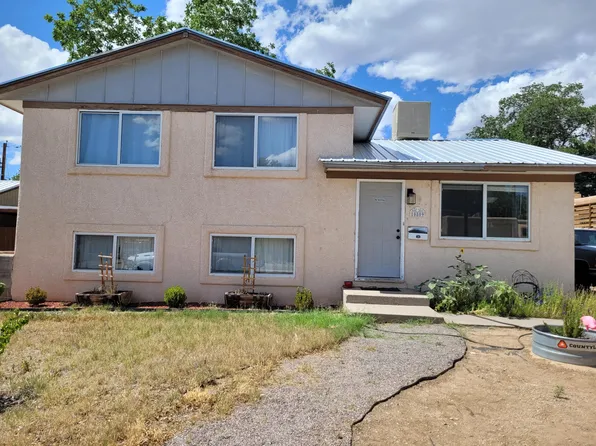 10809 Fairbanks Rd NE, Albuquerque, NM 87112