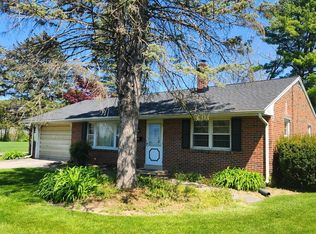 6391 Carpenter St, East Petersburg, PA 17520