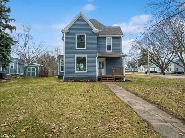 501 Bishop Ave, La Porte City, IA 50651