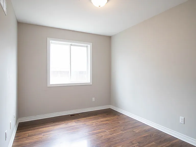 10 Trent Ave — Photo 14