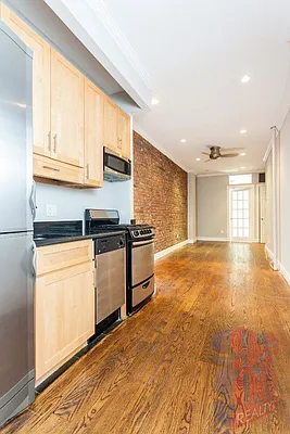 Rented by Centennial Properties NY | media 27