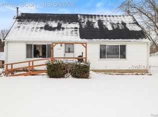 5194 Davison Rd, Lapeer, MI 48446