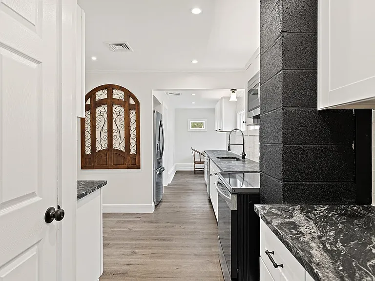 151 Mill St — Photo 5