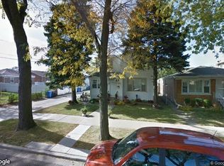 9000 S Phillips Ave, Chicago, IL