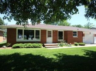 654 Lida Ln, Green Bay, WI 54304