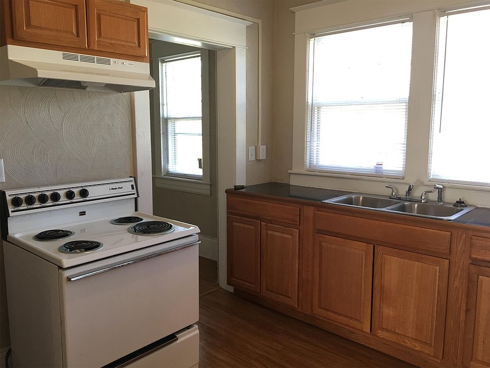 1st image of 1322 Lafayette Blvd NW