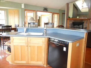 2724 Miller Rd, Bancroft, MI 48414