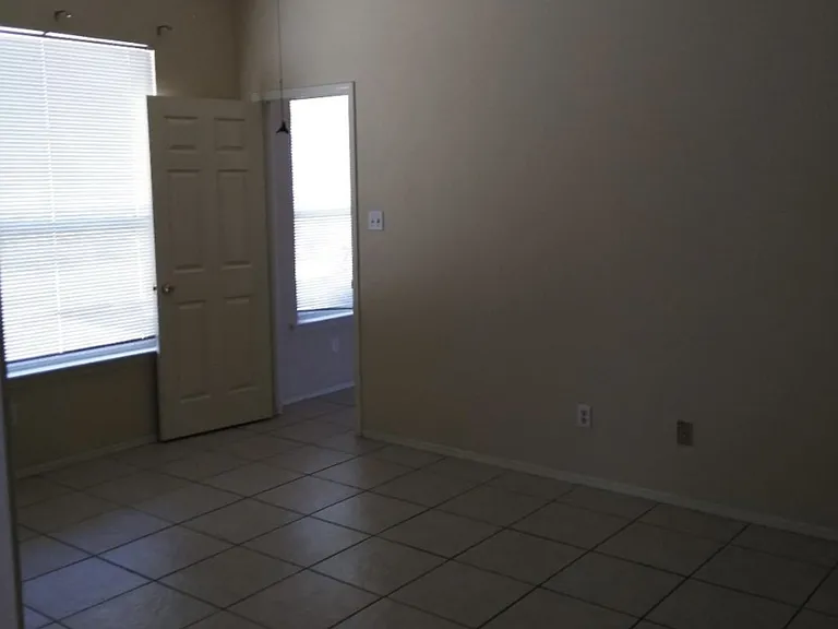 12073 El Greco Cir — Photo 15