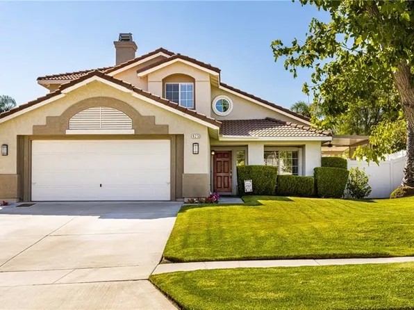 925 Cheyenne Rd, Corona, CA 92878