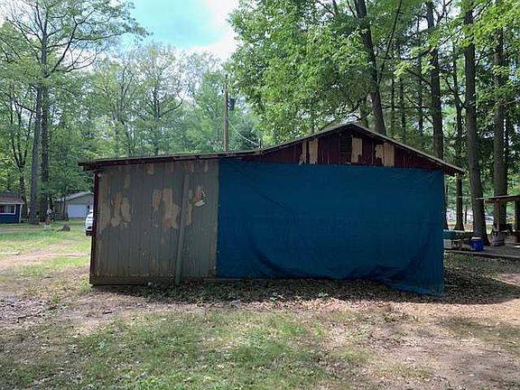 3rd image of 5328 Blueberry Dr