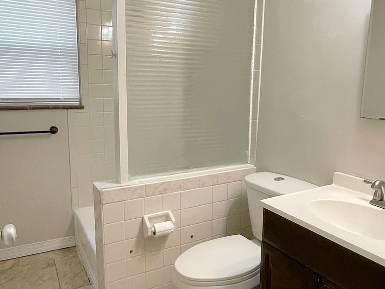 521 Reno Ave — Photo 5