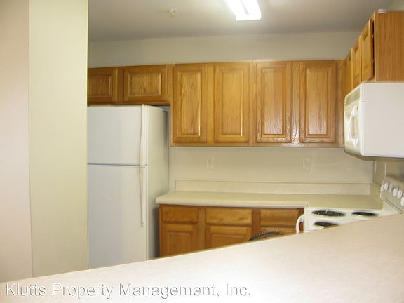 5th image of 9909 Campus Walk Ln APT C