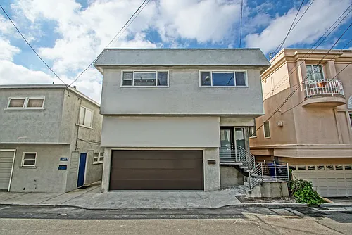 307 Bayview Dr Photo 1