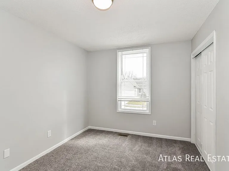 710 S Park Dr — Photo 12