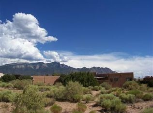 118 Placitas Trails Rd, Placitas, NM 87043