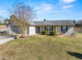 138 Glenlock Ln, Sweetwater, TN 37874