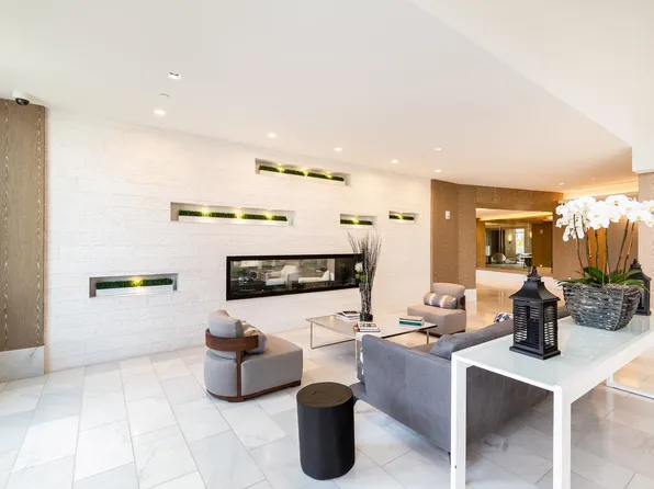 9 Avenue At Port Imperial image 5 of 50