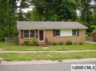 3208 Cricketeer Dr, Charlotte, NC 28216