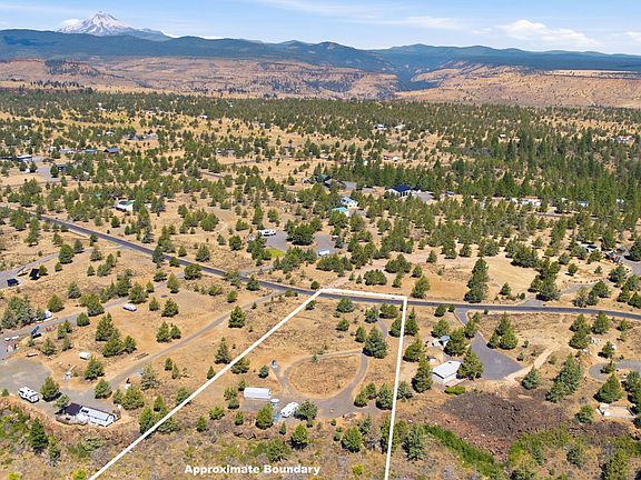 4th image of 11729 SW Airfield Ln