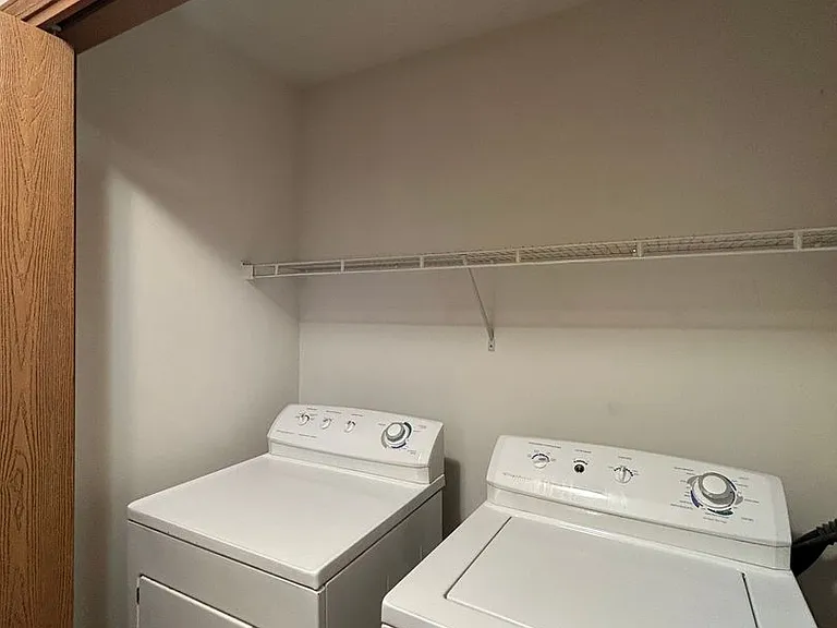 2714 Wyndham Ct — Photo 19
