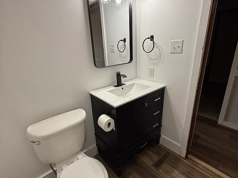 2748 Turkey Point Rd #1 — Photo 6