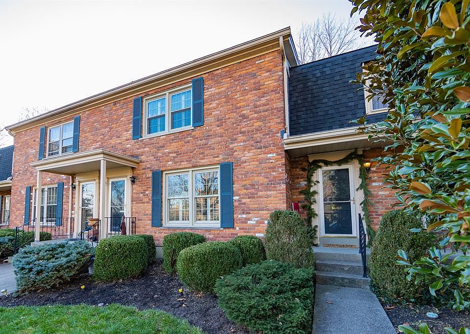 1st image of 44 Creekwood Sq #44