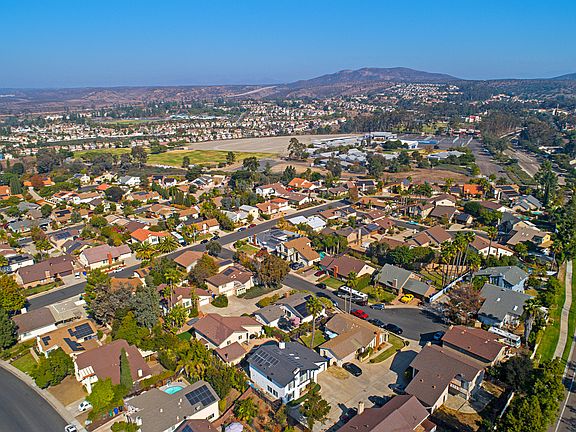 5th image of 5344 Jazmin Ct