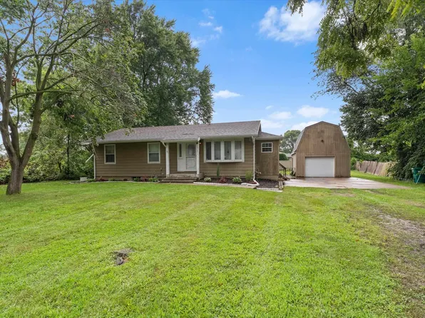29671 Carolina Ave, Elkhart, IN 46516