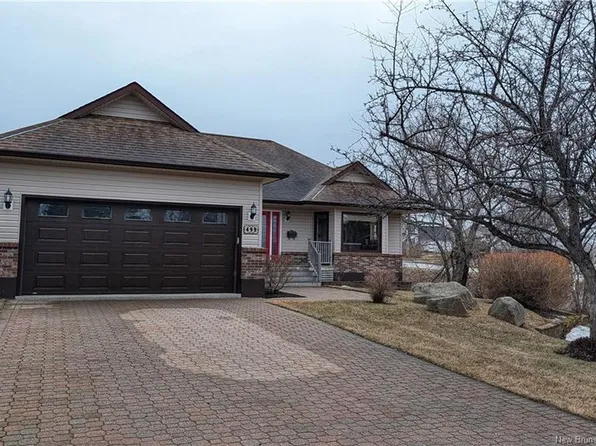 499 Carter Ct, Bathurst, NB E2A 4S1