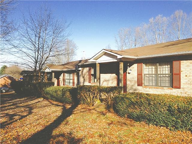1st image of 931 Shannon Dr